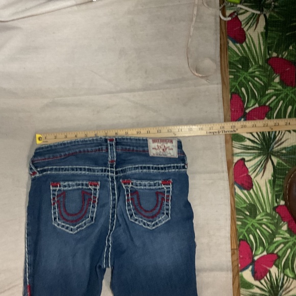True Religion Dark Blue Jeans with Design - Picture 4 of 9